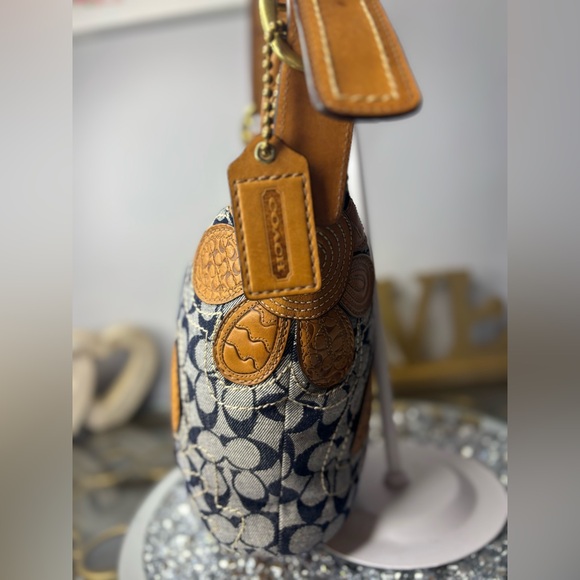 Coach 2007 Bleecker Denim Floral Appliqué Whiskey Leather Flower Bag EUC - Picture 8 of 16